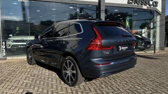 VOLVO XC60 2.0 T8 HYBRID INSCRIPTION AWD GEARTRONIC VOLVO XC60 2.0 T8 HYBRID INSCRIPTION AWD GEARTRONIC